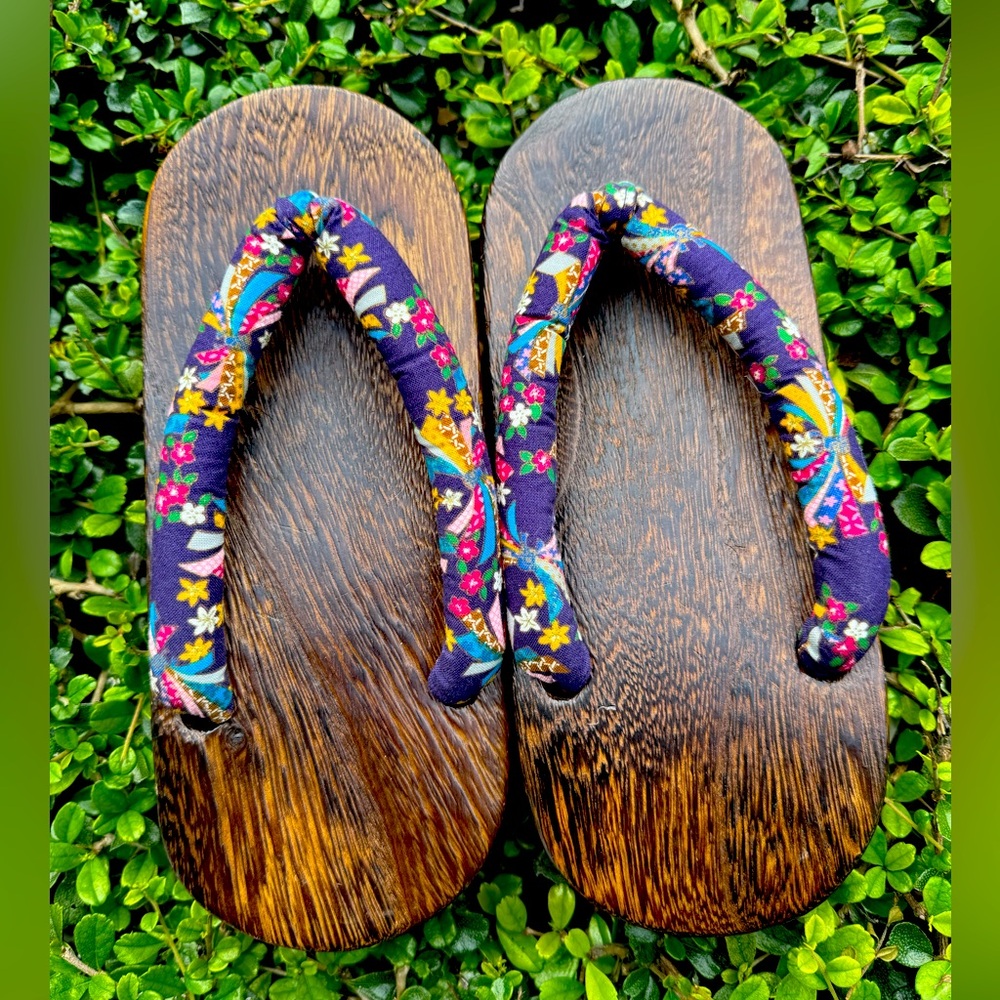 Japanese Gata Sandlas